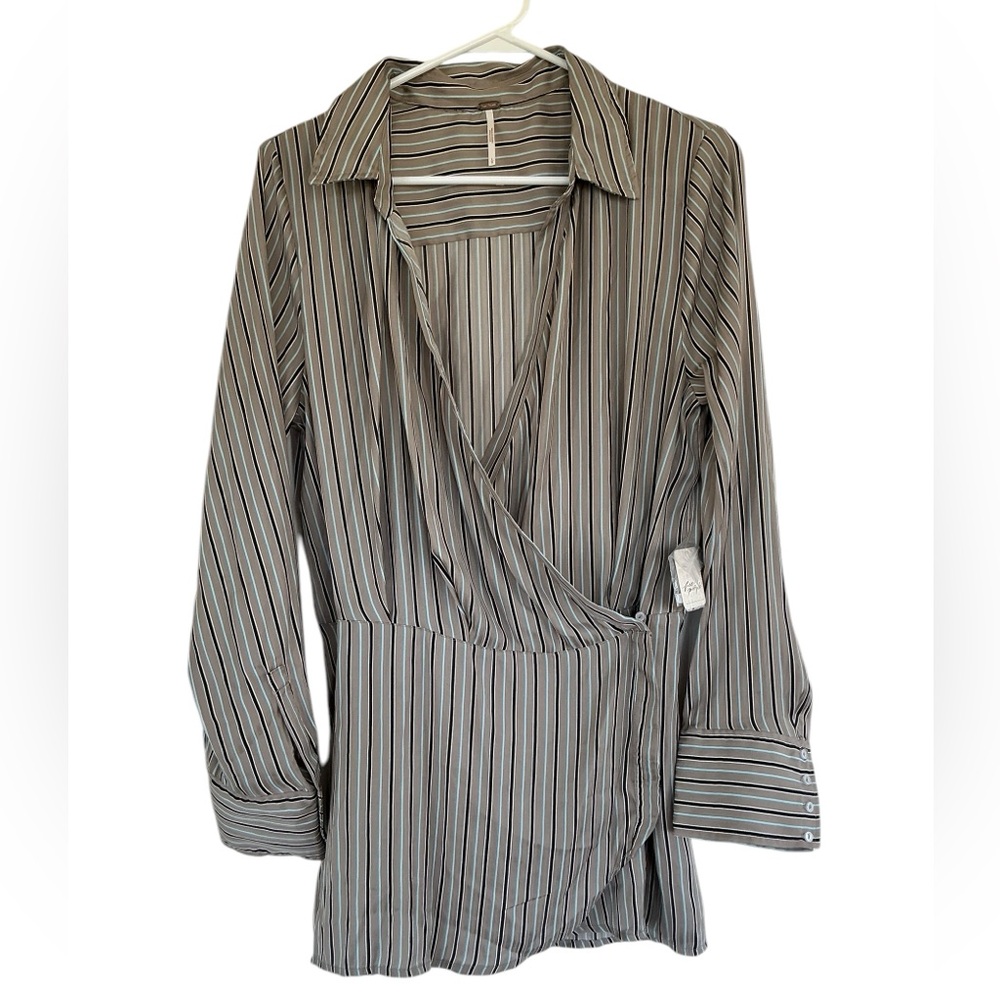 NWT Free People Women's Arlo Wrap Blouse Blue Black Stripes Size Large
